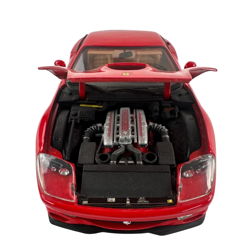 Ferrari‎ Diecast Model Car Red 550 Maranello Pininfarina 1:18 Rosso Corsa